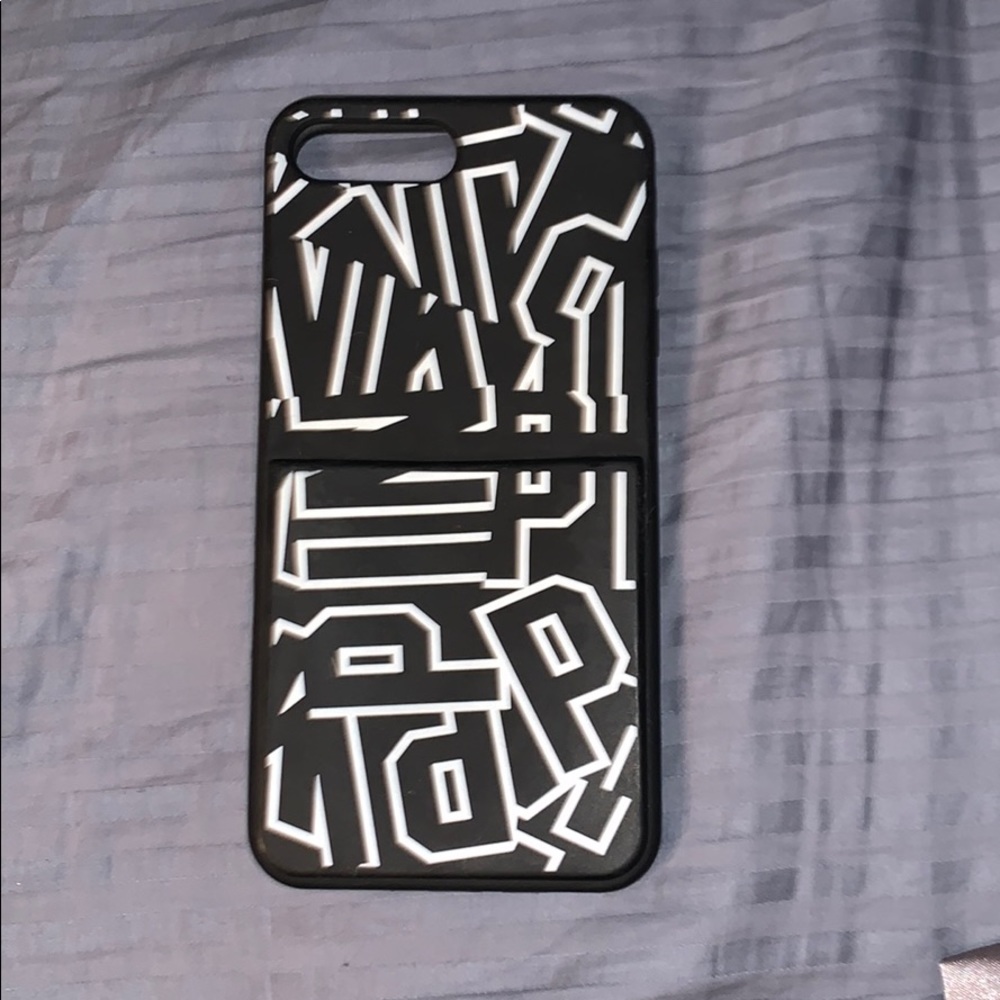 iphone 8 plus VS case with pocket for cards